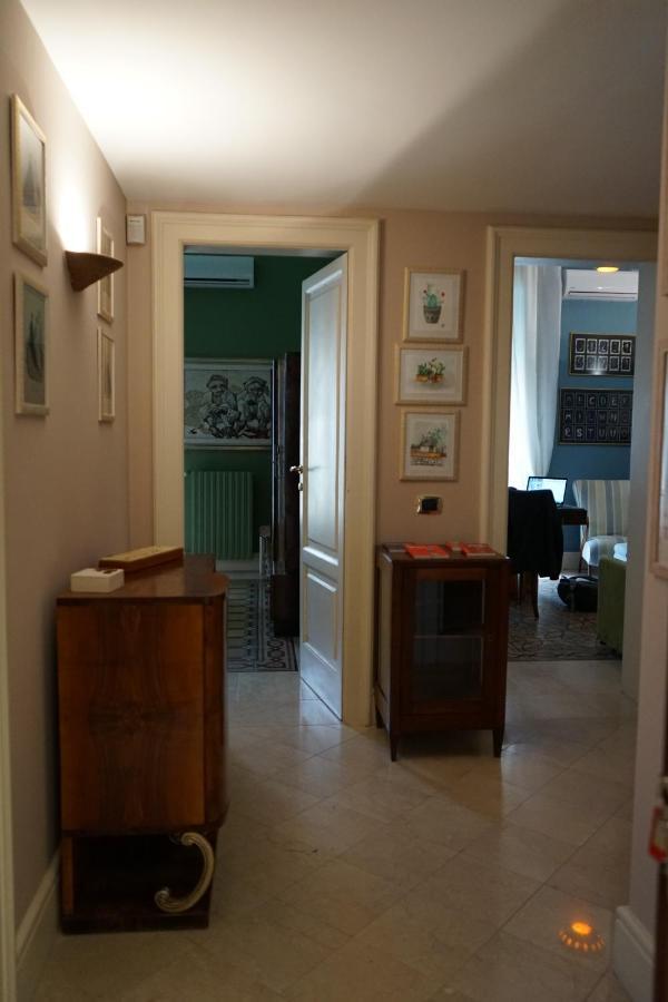 Appartamento di fronte al mare Bari Esterno foto